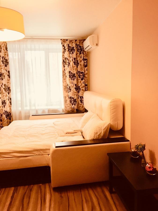 2 Bedroom Apartment Pathos In Khamovniki モスクワ エクステリア 写真